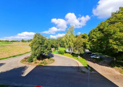 “LIVING NOW” in großzügiger 4,5 – Zimmerwohnung direkt an Wald, Feldern und Wiesen von Affalterbach – Wolfsölden